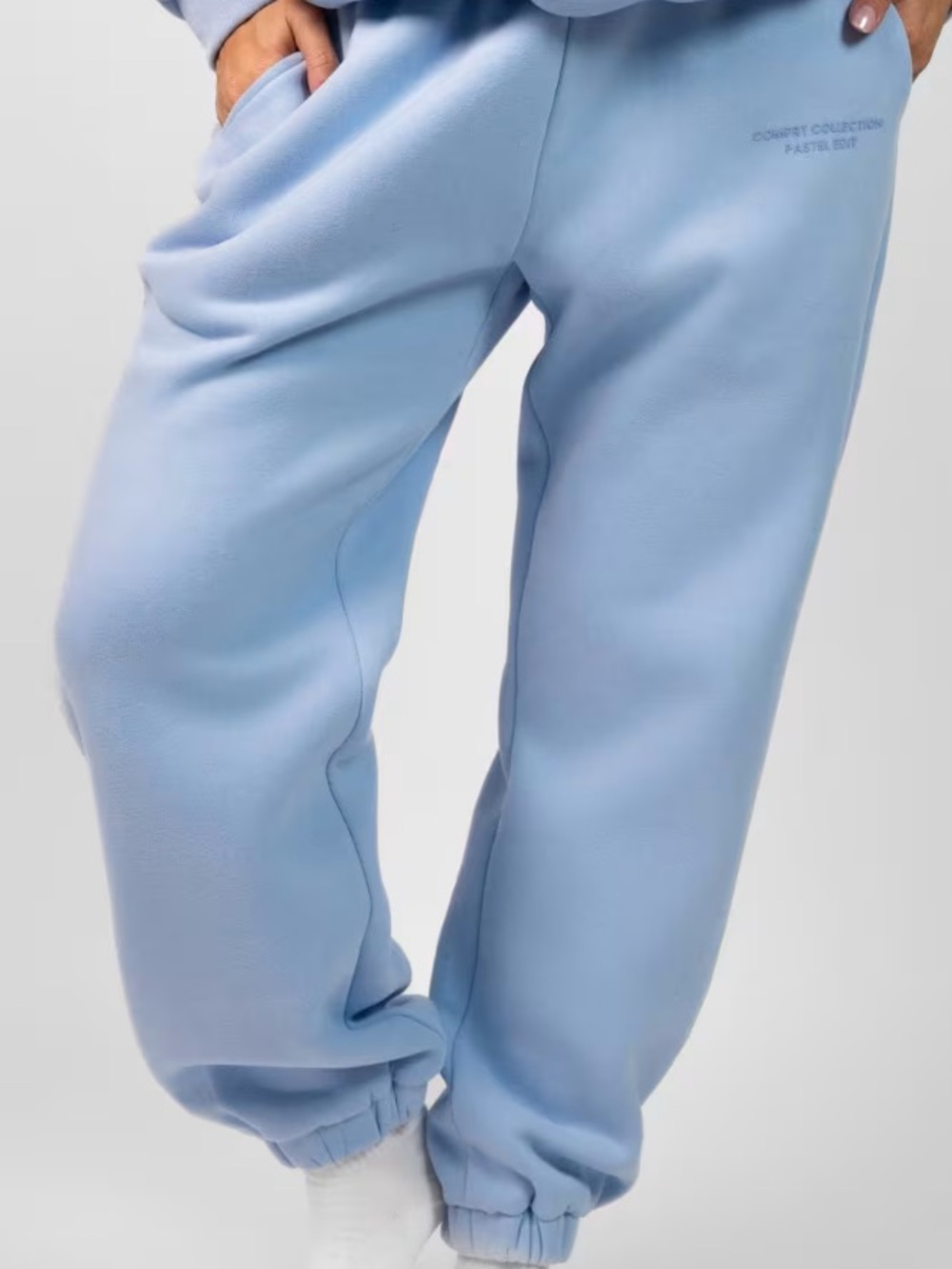 Comfrt Cloud Collection Jogger Pants in Blue Small